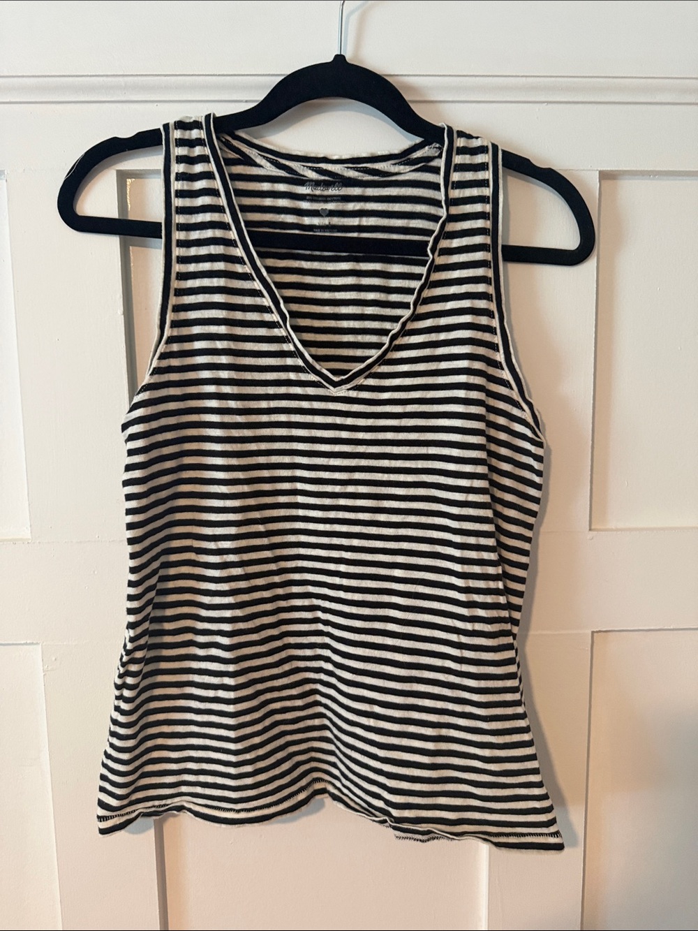 Madewell Sleeveless Black and White Striped V-Neck Tank Top